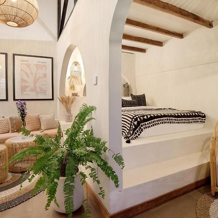 Seminyak Beach Bungalow Studio Villa 1 With Private Pool Sbb1 Exterior photo