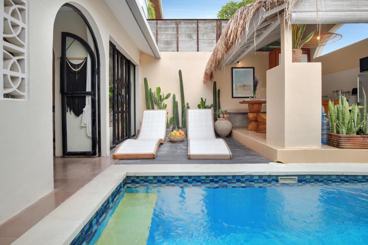 Seminyak Beach Bungalow Studio Villa 1 With Private Pool Sbb1 Exterior photo