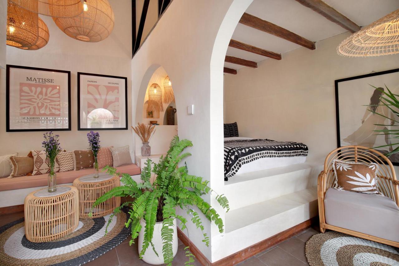 Seminyak Beach Bungalow Studio Villa 1 With Private Pool Sbb1 Exterior photo